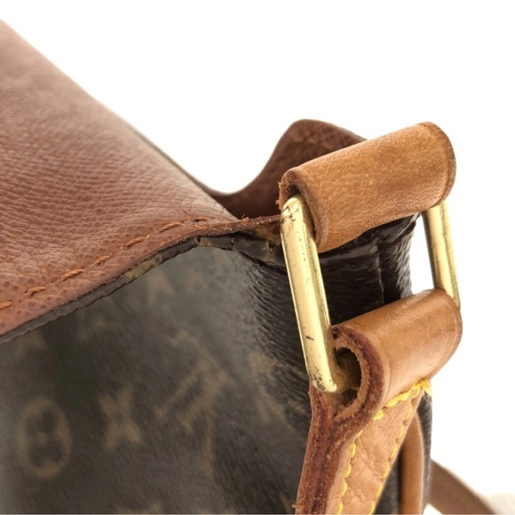 Louis Vuitton Musette Tango - Picture 11 of 12